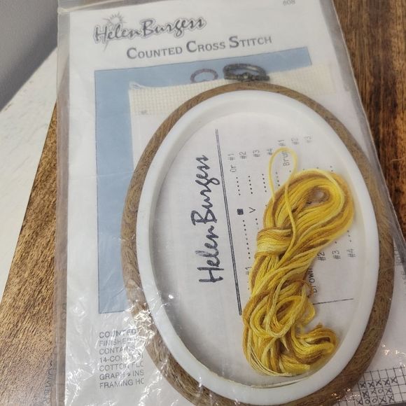 Vintage Helen Burgess Counted Cross Stitch Oval Rose DIY Kit Embroidery - Picture 4 of 4